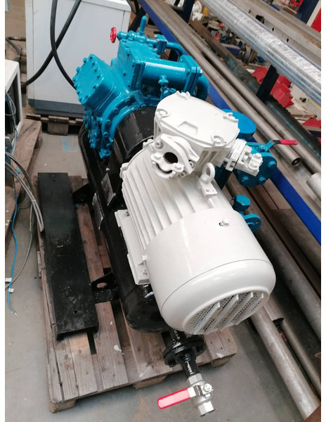 DEBICA Used and reconditioned compressor Gas, Lpg, Gpl, Gaz, Propane, Butane ID 5.9 Debica Used and reconditioned compressor Gas, Lpg,Vertical type compressor, 80m3/h at 1450 RPM 13.5kW - Motor e peças para Máquina de construção: foto 2 DEBICA Used and reconditioned compressor Gas, Lpg, Gpl, Gaz, Propane, Butane ID 5.9 Debica Used and reconditioned compressor Gas, Lpg,Vertical type compressor, 80m3/h at 1450 RPM 13.5kW - Motor e peças para Máquina de construção: foto 2