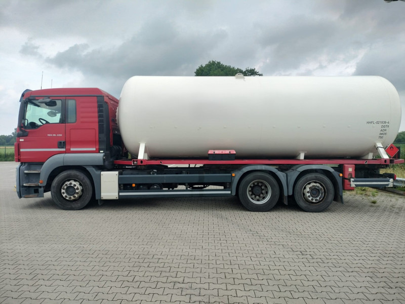 MAN TGS 26.400 6x2-4 LL 26900 Liter Gas tank truck ID 2.168 Rootselaar, flowmeter, pump - Camião cisterna: foto 4 MAN TGS 26.400 6x2-4 LL 26900 Liter Gas tank truck ID 2.168 Rootselaar, flowmeter, pump - Camião cisterna: foto 4