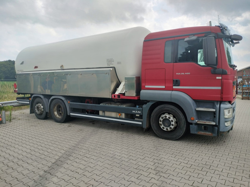 MAN TGS 26.400 6x2-4 LL 26900 Liter Gas tank truck ID 2.168 Rootselaar, flowmeter, pump - Camião cisterna: foto 1 MAN TGS 26.400 6x2-4 LL 26900 Liter Gas tank truck ID 2.168 Rootselaar, flowmeter, pump - Camião cisterna: foto 1