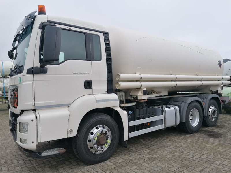 MAN TGS L.2007.46.003 6x2 -19512 L Gas tank truck -Gas, Gaz, LPG, GPL, Propane, Butane tank, Gastank ID 2.164 GOFA, massmeter, body swap - Camião cisterna: foto 1 MAN TGS L.2007.46.003 6x2 -19512 L Gas tank truck -Gas, Gaz, LPG, GPL, Propane, Butane tank, Gastank ID 2.164 GOFA, massmeter, body swap - Camião cisterna: foto 1