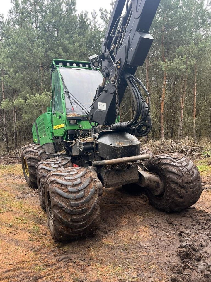 John Deere 1070 D - Harvester: foto 3 John Deere 1070 D - Harvester: foto 3