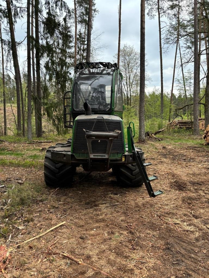 John Deere 810 E  - Forwarder: foto 3 John Deere 810 E  - Forwarder: foto 3
