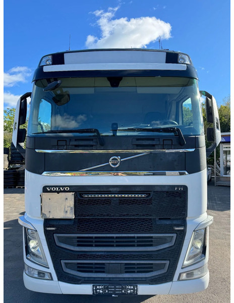 Volvo FH 540 8x2*4, ADR, Euro 6, Chassi (ex. Tank-truck), 2018 - Camião chassi: foto 2 Volvo FH 540 8x2*4, ADR, Euro 6, Chassi (ex. Tank-truck), 2018 - Camião chassi: foto 2