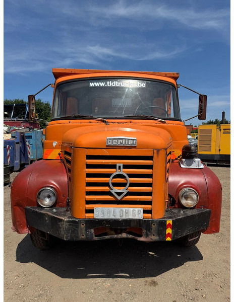 BERLIET L62 **4CYL-BENNE** - Camião basculante: foto 2 BERLIET L62 **4CYL-BENNE** - Camião basculante: foto 2