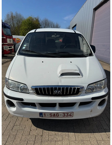 Hyundai H200 - Furgão: foto 2 Hyundai H200 - Furgão: foto 2