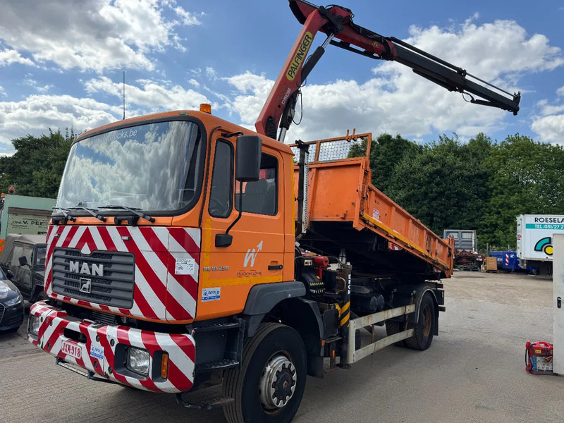 MAN ME 18.250 4X4 **4X4-TIPPER+PALFINGER PK7501-BELGIAN TRUCK** - Camião basculante, Camião grua: foto 2 MAN ME 18.250 4X4 **4X4-TIPPER+PALFINGER PK7501-BELGIAN TRUCK** - Camião basculante, Camião grua: foto 2