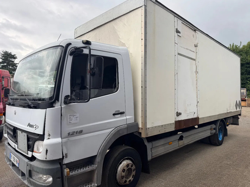 Mercedes-Benz Atego 1218 **MANUAL GEARBOX-STEEL SUSPENSION** - Camião furgão: foto 1 Mercedes-Benz Atego 1218 **MANUAL GEARBOX-STEEL SUSPENSION** - Camião furgão: foto 1