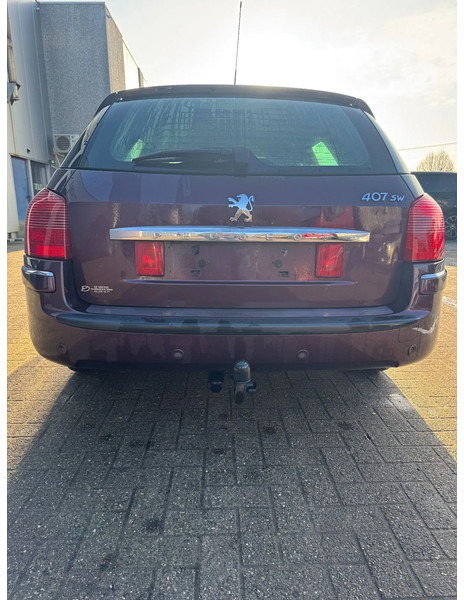 Peugeot 407 **407SW-AIRCO-EURO 4** - Automóvel: foto 5 Peugeot 407 **407SW-AIRCO-EURO 4** - Automóvel: foto 5