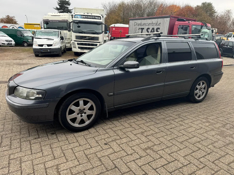 Volvo V70 V70 - Automóvel: foto 1 Volvo V70 V70 - Automóvel: foto 1