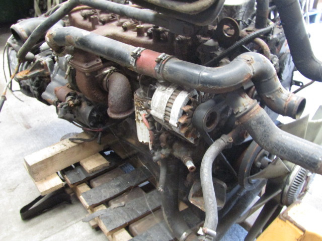 CUMMINS 6BT 315 160HP ENGINE & GEARBOX ZF S-6.36 6 SPEED GEARBOX (RUNS PERFECT) - Motor para Camião: foto 3 CUMMINS 6BT 315 160HP ENGINE & GEARBOX ZF S-6.36 6 SPEED GEARBOX (RUNS PERFECT) - Motor para Camião: foto 3