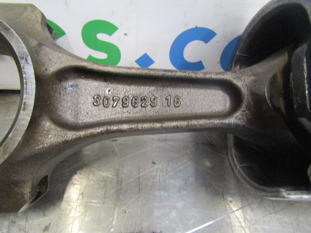 CUMMINS M11 CONROD + PISTON P/NO 3079629/16 - Motor e peças para Camião: foto 2 CUMMINS M11 CONROD + PISTON P/NO 3079629/16 - Motor e peças para Camião: foto 2