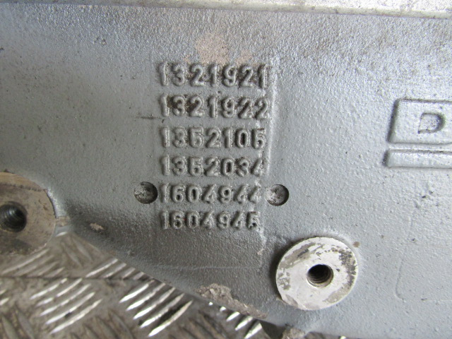 DAF CF 75 PACCAR EURO 5 PR22851 ENGINE FLYWHEEL BELLHOUSING P/NO 1321921 / 1321922 - Volante do motor para Camião: foto 2 DAF CF 75 PACCAR EURO 5 PR22851 ENGINE FLYWHEEL BELLHOUSING P/NO 1321921 / 1321922 - Volante do motor para Camião: foto 2