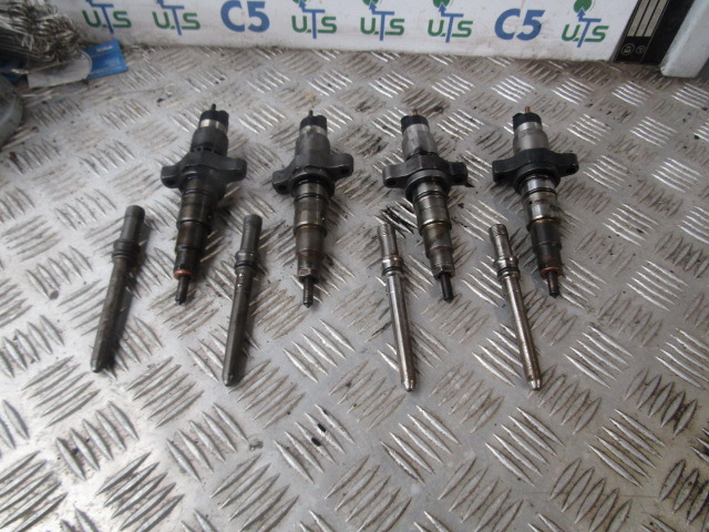 DAF LF 45 EURO 3 INJECTORS (SET OF 4) P/NO 0445120007 - Sistema de combustível para Camião: foto 1 DAF LF 45 EURO 3 INJECTORS (SET OF 4) P/NO 0445120007 - Sistema de combustível para Camião: foto 1
