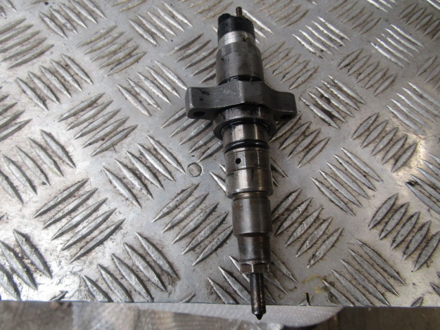DAF LF 45 EURO 3 INJECTORS (SET OF 4) P/NO 0445120007 - Sistema de combustível para Camião: foto 3 DAF LF 45 EURO 3 INJECTORS (SET OF 4) P/NO 0445120007 - Sistema de combustível para Camião: foto 3