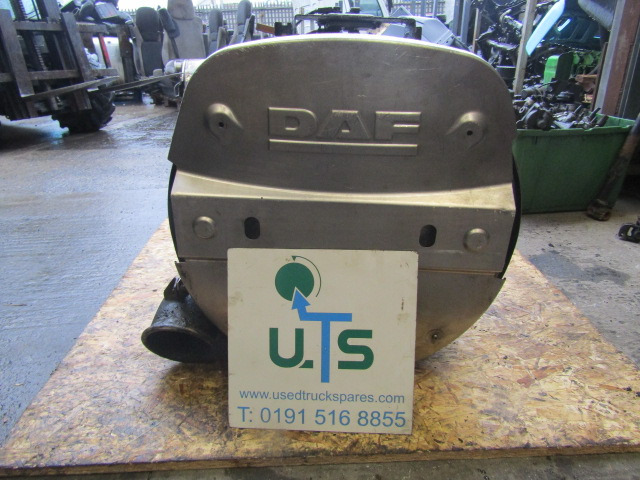 DAF XF 105 EXHAUST DPF/CAT EURO 5 SPEC P/NO 1747245 - Sistema de escape para Camião: foto 1 DAF XF 105 EXHAUST DPF/CAT EURO 5 SPEC P/NO 1747245 - Sistema de escape para Camião: foto 1