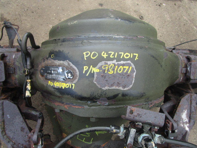 DENNIS ELITE II SPICER REAR AXLE P/NO 981071/ P04217017 - Eixo e peças para Veículo municipal/ Especial: foto 2 DENNIS ELITE II SPICER REAR AXLE P/NO 981071/ P04217017 - Eixo e peças para Veículo municipal/ Especial: foto 2