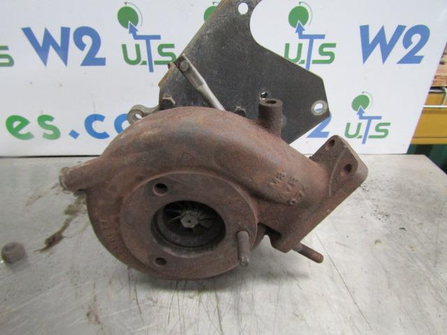 HINO 300 SERIES GARRETT TURBO TYPE GT25 P/NO P100298J - Turbocompressor para Camião: foto 1 HINO 300 SERIES GARRETT TURBO TYPE GT25 P/NO P100298J - Turbocompressor para Camião: foto 1