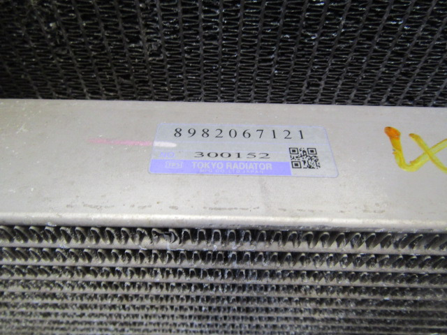 ISUZU N75 150 EURO 6 INTERCOOLER P/NO 8982067121 - Radiador para Camião: foto 2 ISUZU N75 150 EURO 6 INTERCOOLER P/NO 8982067121 - Radiador para Camião: foto 2