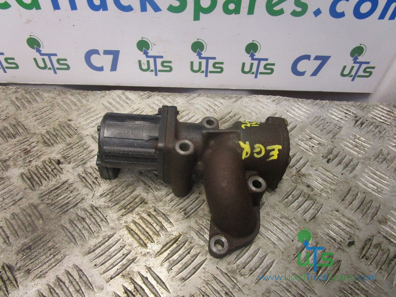 ISUZU N75 (4HK1) 190 EGR VALVE - Motor e peças para Camião: foto 1 ISUZU N75 (4HK1) 190 EGR VALVE - Motor e peças para Camião: foto 1