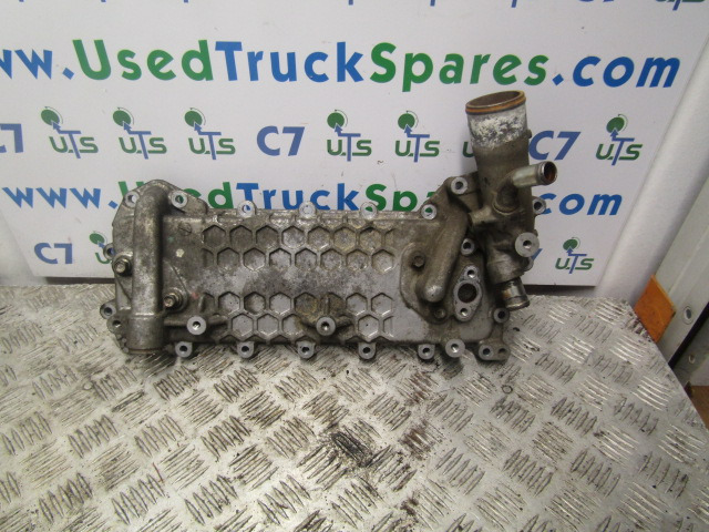 ISUZU N75 4HK1 EURO 5 OIL COOLER & HOUSING - Motor e peças para Camião: foto 1 ISUZU N75 4HK1 EURO 5 OIL COOLER & HOUSING - Motor e peças para Camião: foto 1