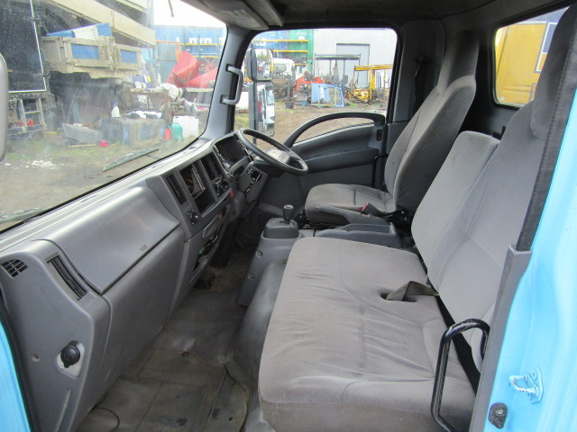 ISUZU N75 CAB (2012) - Cabine para Camião: foto 4 ISUZU N75 CAB (2012) - Cabine para Camião: foto 4