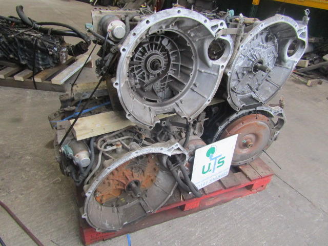 ISUZU N75/NQR EASYSHIFT AUTOMATIC GEARBOXES - Filtro da caixa de velocidades para Camião: foto 2 ISUZU N75/NQR EASYSHIFT AUTOMATIC GEARBOXES - Filtro da caixa de velocidades para Camião: foto 2