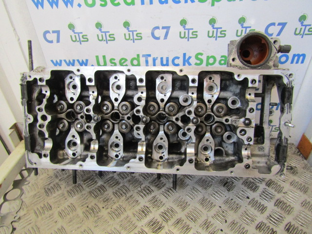ISUZU NKR/GRAFTER 4JJ1 ENGINE CYLINDER HEAD P/NO 249758 - Motor e peças para Camião: foto 3 ISUZU NKR/GRAFTER 4JJ1 ENGINE CYLINDER HEAD P/NO 249758 - Motor e peças para Camião: foto 3