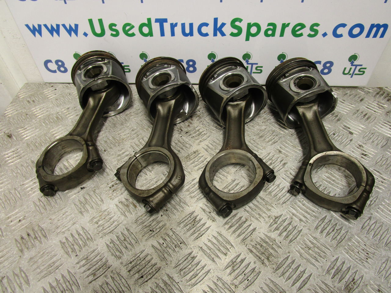 IVECO DAILY 3.0 CONROD & PISTON - Motor e peças para Camião: foto 2 IVECO DAILY 3.0 CONROD & PISTON - Motor e peças para Camião: foto 2