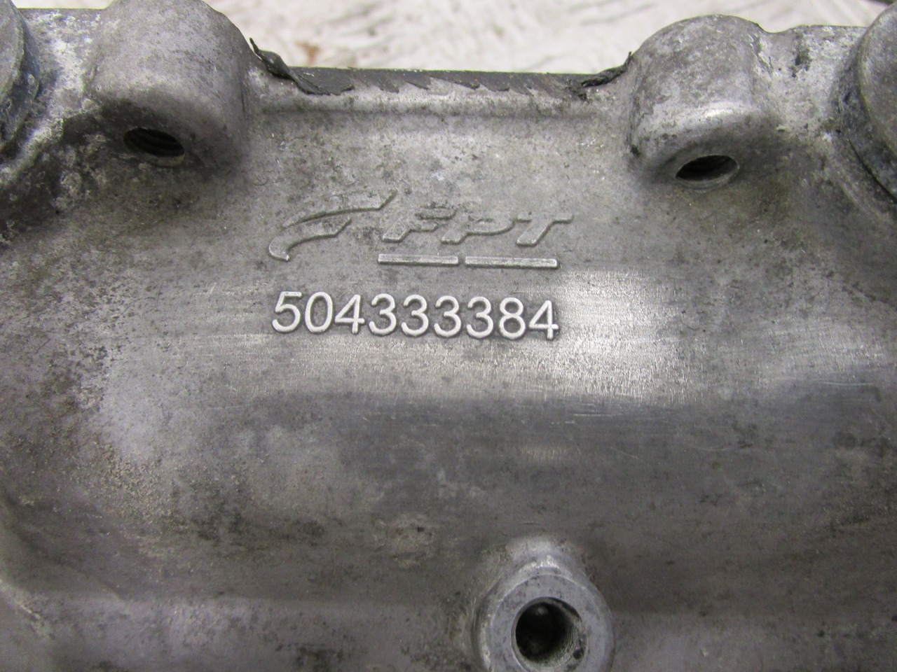 IVECO DAILY 3.0 INLET MANIFOLD P/NO 504333384 - Motor e peças para Camião: foto 2 IVECO DAILY 3.0 INLET MANIFOLD P/NO 504333384 - Motor e peças para Camião: foto 2