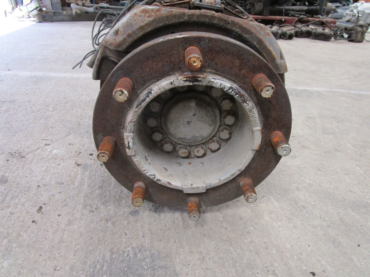 IVECO JOHNSON SWEEPER FRONT AXLE P/NO 7185472 - Eixo e peças para Veículo municipal/ Especial: foto 2 IVECO JOHNSON SWEEPER FRONT AXLE P/NO 7185472 - Eixo e peças para Veículo municipal/ Especial: foto 2