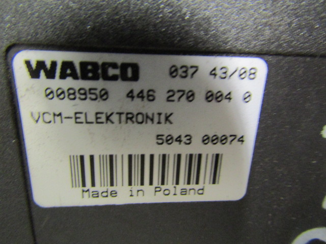 IVECO TECTOR 75E16 VCM ECU P/NO 4462700040 / IVECO P/NO 504300074 - Centralina electrónica para Camião: foto 2 IVECO TECTOR 75E16 VCM ECU P/NO 4462700040 / IVECO P/NO 504300074 - Centralina electrónica para Camião: foto 2