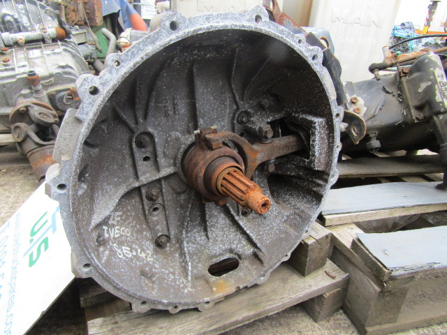 IVECO TECTOR ZF S5-42 5 SPEED GEARBOX - Caixa de velocidade para Camião: foto 3 IVECO TECTOR ZF S5-42 5 SPEED GEARBOX - Caixa de velocidade para Camião: foto 3