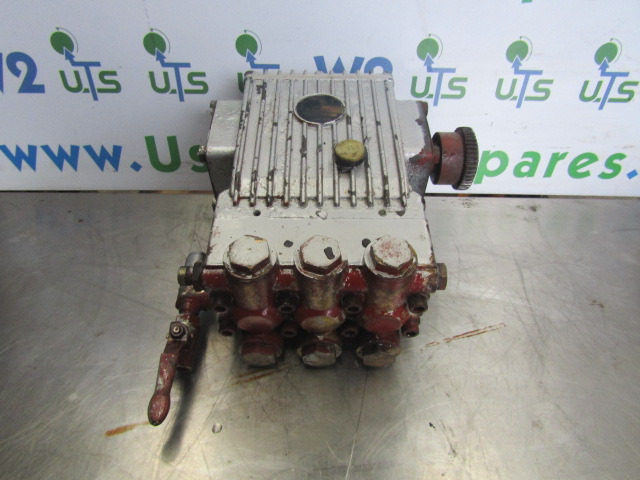 JOHNSTON VT650 HIGH PRESSURE WATER JETTING PUMP - Bomba de refrigeração para Veículo municipal/ Especial: foto 1 JOHNSTON VT650 HIGH PRESSURE WATER JETTING PUMP - Bomba de refrigeração para Veículo municipal/ Especial: foto 1