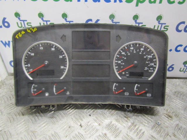 MAN TGA CLOCK CLUSTER P/NO 81.27202.5155 - Cabine e interior para Camião: foto 1 MAN TGA CLOCK CLUSTER P/NO 81.27202.5155 - Cabine e interior para Camião: foto 1