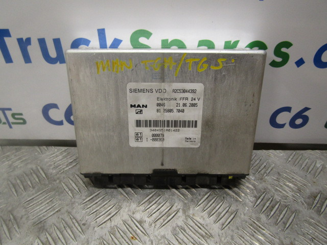 MAN TGA / TGS FFR UNIT ECU P/NO 81.25805.7040 - Centralina electrónica para Camião: foto 1 MAN TGA / TGS FFR UNIT ECU P/NO 81.25805.7040 - Centralina electrónica para Camião: foto 1