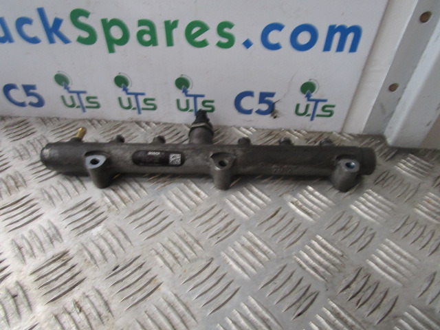 Motor e peças para Camião MAN TGL DO834 LFL54 BOSCH FUEL RAIL P/NO 0445224033: foto 1