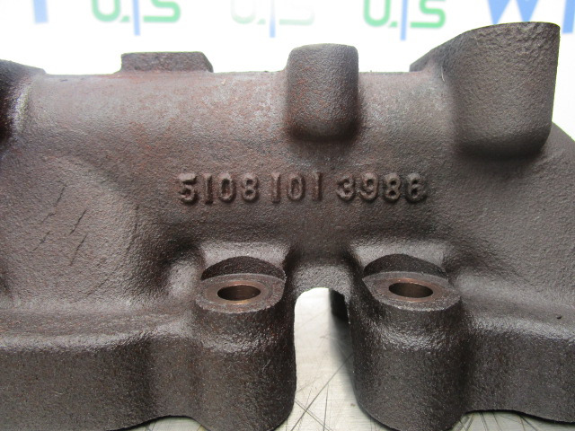 MAN TGL DO834 LFL54 EXHAUST MANIFOLD P/NO 5108101 3986 - Motor e peças para Camião: foto 2 MAN TGL DO834 LFL54 EXHAUST MANIFOLD P/NO 5108101 3986 - Motor e peças para Camião: foto 2