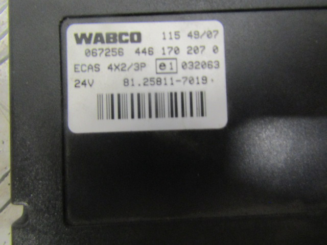MAN TGL ECAS ECU P/NO 81.25811.7019 - Centralina electrónica para Camião: foto 2 MAN TGL ECAS ECU P/NO 81.25811.7019 - Centralina electrónica para Camião: foto 2