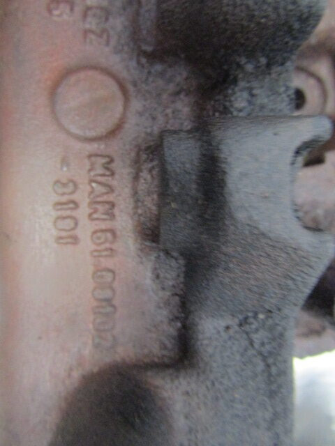 MAN TGM 340 DO836 EXHAUST MAINFOLD 3 PIECES - Sistema de escape para Camião: foto 4 MAN TGM 340 DO836 EXHAUST MAINFOLD 3 PIECES - Sistema de escape para Camião: foto 4