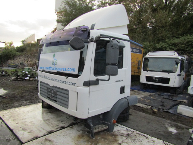 MAN TGM DAY CAB EX 2009 - Cabine para Camião: foto 3 MAN TGM DAY CAB EX 2009 - Cabine para Camião: foto 3