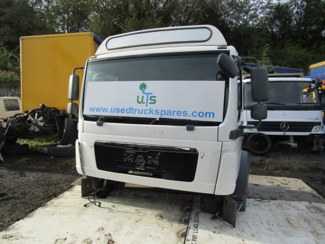 MAN TGM DAY CAB EX 2012 - Cabine para Camião: foto 3 MAN TGM DAY CAB EX 2012 - Cabine para Camião: foto 3