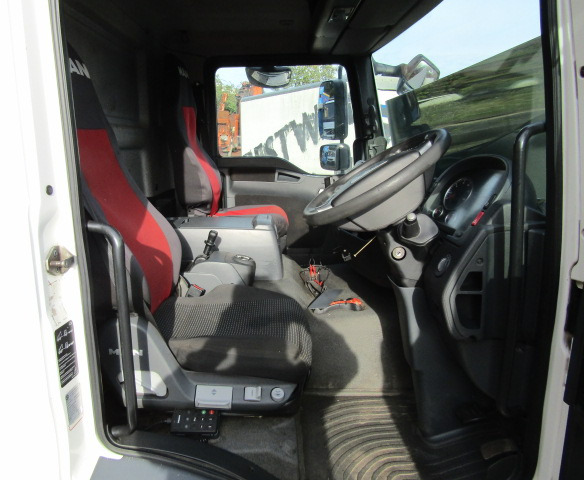 MAN TGM DAY CAB EX 2012 - Cabine para Camião: foto 5 MAN TGM DAY CAB EX 2012 - Cabine para Camião: foto 5