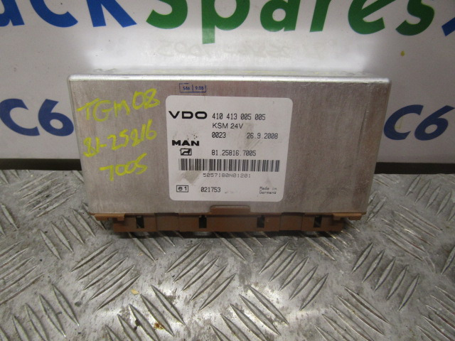 MAN TGM KSM CONTROL UNIT 81.25816.7005 - Sistema elétrico para Camião: foto 1 MAN TGM KSM CONTROL UNIT 81.25816.7005 - Sistema elétrico para Camião: foto 1