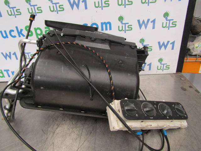 MAN TGM / TGS CAB HEATER MATRIX COMPLETE 81-619006392 - Cabine e interior para Camião: foto 1 MAN TGM / TGS CAB HEATER MATRIX COMPLETE 81-619006392 - Cabine e interior para Camião: foto 1