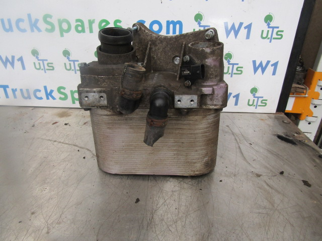 MAN TGS / TGX D2066 OIL COOLER P/NO 51.09540-3050 - Motor e peças para Camião: foto 1 MAN TGS / TGX D2066 OIL COOLER P/NO 51.09540-3050 - Motor e peças para Camião: foto 1