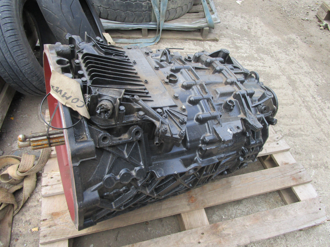 MAN ZF ASTRONIC GEARBOX TYPE 12AS2330TD - Caixa de velocidade para Camião: foto 3 MAN ZF ASTRONIC GEARBOX TYPE 12AS2330TD - Caixa de velocidade para Camião: foto 3