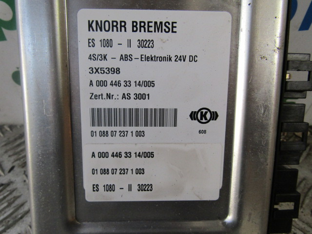 MERCEDES ATEGO ABS/ESR ECU P/NO A000 446 3314 - Centralina electrónica para Camião: foto 2 MERCEDES ATEGO ABS/ESR ECU P/NO A000 446 3314 - Centralina electrónica para Camião: foto 2