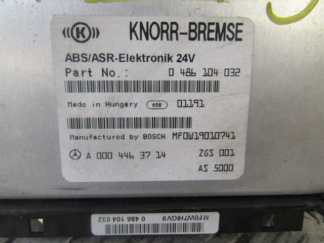 MERCEDES ATEGO ABS / ESR ECU P/NO A000 446 3714 - Centralina electrónica para Camião: foto 2 MERCEDES ATEGO ABS / ESR ECU P/NO A000 446 3714 - Centralina electrónica para Camião: foto 2