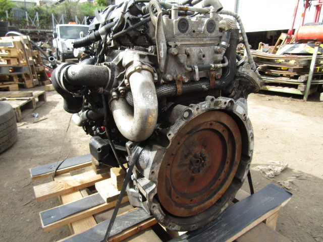 MITSUBISHI FUSO 4P10 8AT4 150 110KW ENGINE EURO 5 2012 GOOD RUNNING ORDER ONLY 142,000KM - Motor para Camião: foto 2 MITSUBISHI FUSO 4P10 8AT4 150 110KW ENGINE EURO 5 2012 GOOD RUNNING ORDER ONLY 142,000KM - Motor para Camião: foto 2