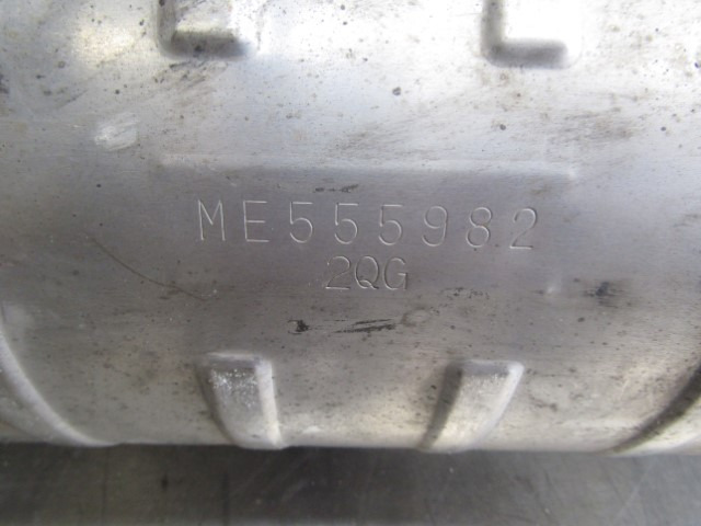 MITSUBISHI FUSO 75C15/C18 DPF EXHAUST ME555982 - Sistema de escape para Camião: foto 2 MITSUBISHI FUSO 75C15/C18 DPF EXHAUST ME555982 - Sistema de escape para Camião: foto 2